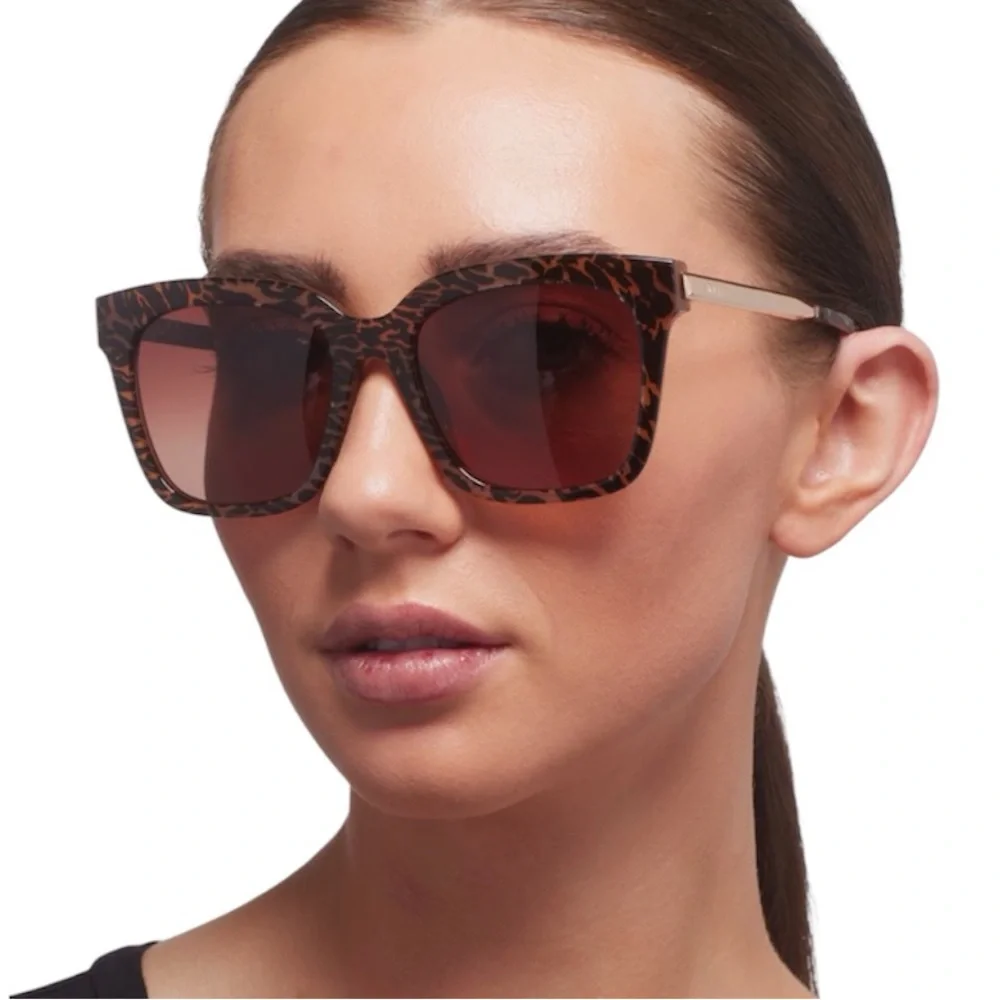 DIFF Bella Sunglasses Animal Print Gold Frame Brown Gradient Lens Square NWT